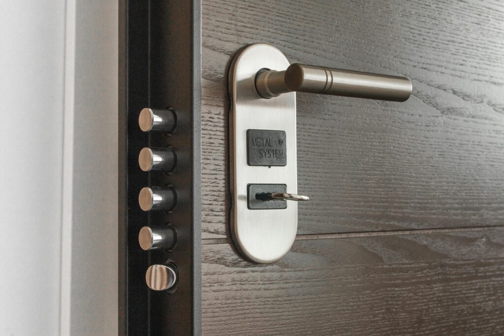 Commercial Locksmith Near Me Tampa, FL